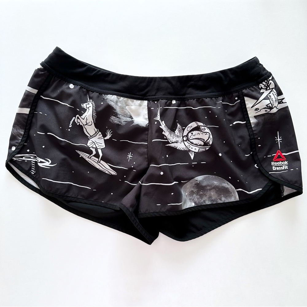 Reebok CrossFit Black White with unicorn and shark in space print shorts M